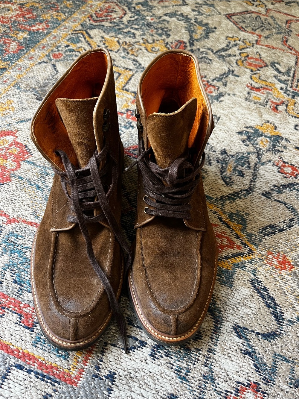 McCarren & Sons Brown Suede Chukka Boots with Lace-Up Closure Distressed 9.5